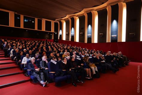 Cutro Calabria Italia, sulla Rai il nuovo film di Calopresti.